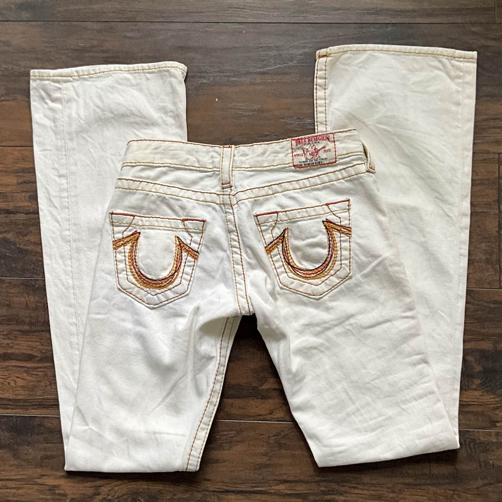 True Religion Bootcut Jeans in Bone Size 26